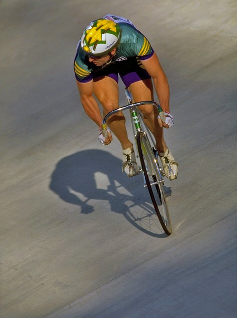 不断通过高 不断通过高